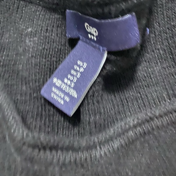 Gap sweaters - Picture 2 of 4